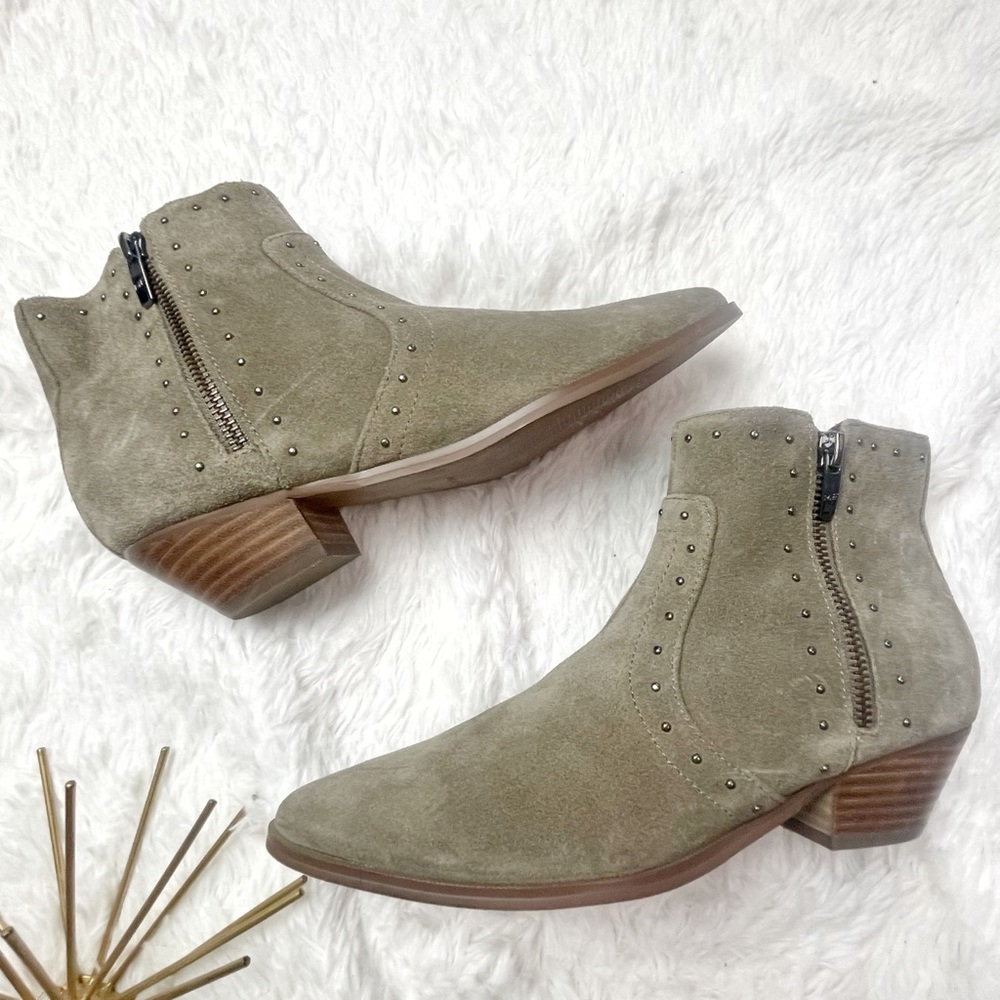 MARC FISHER Wanida Ankle Boots Studded Heeled Booties Suede Gray Taupe Shoes 6.5